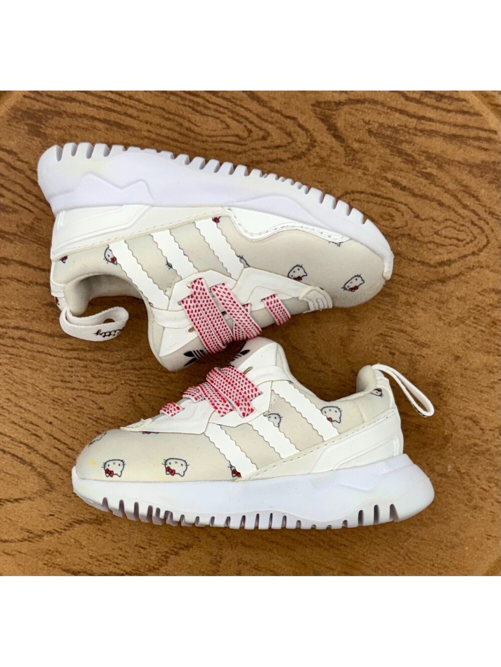 adidas originals Flex x Hello Kitty 'Allover Print' Size 4K Great Looking Kicks